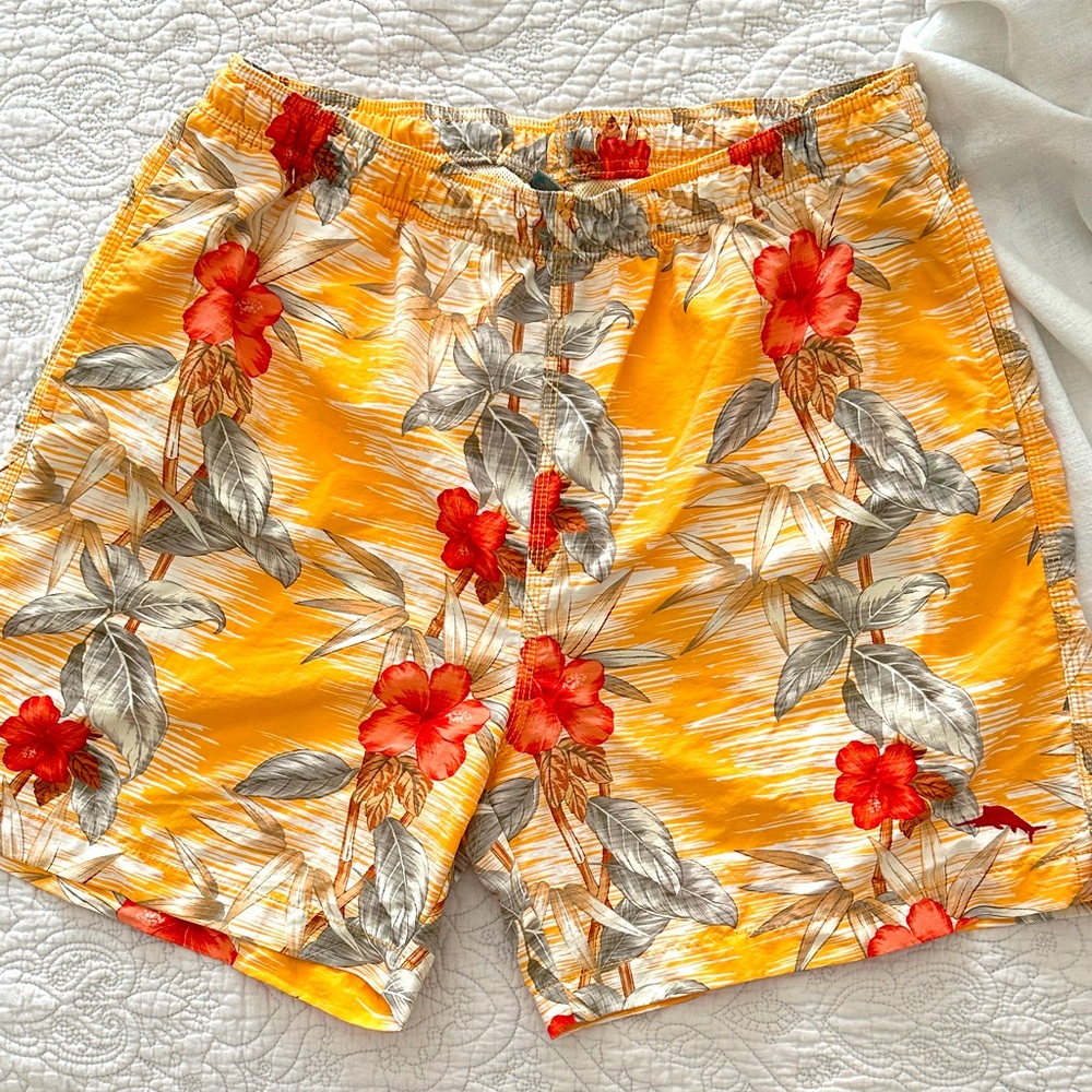 Men's Tommy Bahama swim trunks - M